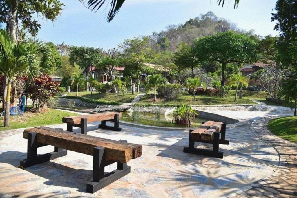 Dusit Talai Resort Mu Si Exterior foto