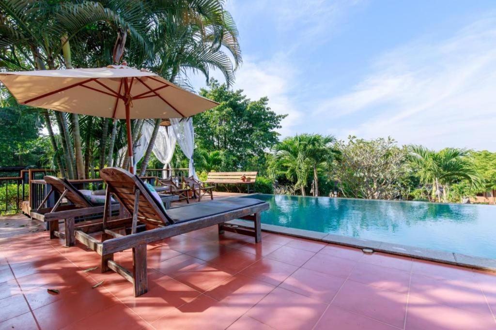 Dusit Talai Resort Mu Si Exterior foto