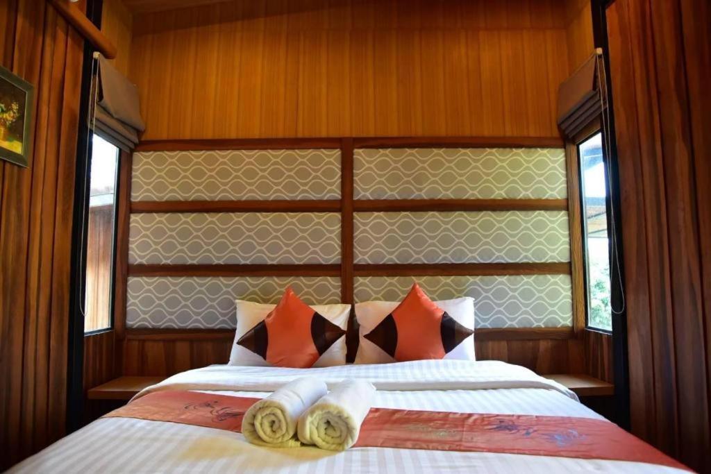 Dusit Talai Resort Mu Si Exterior foto